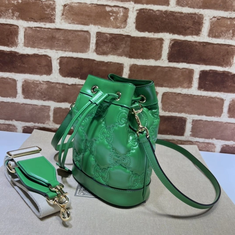 Gvc*1 bucket bags 4036b-0009