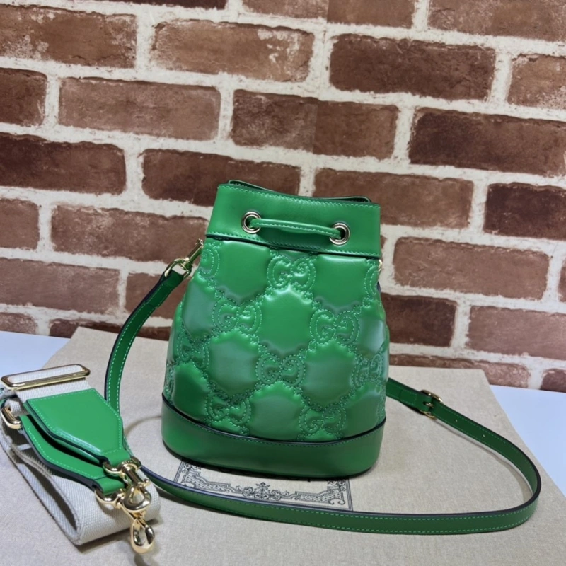Gvc*1 bucket bags 4036b-0009