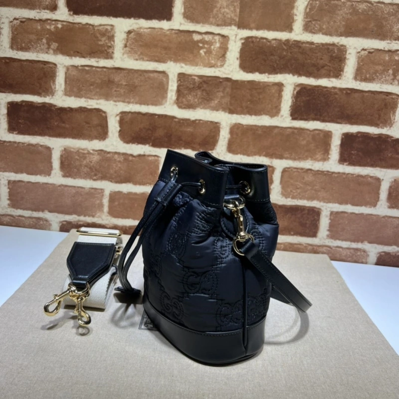 Gvc*1 bucket bags 4036b-0010
