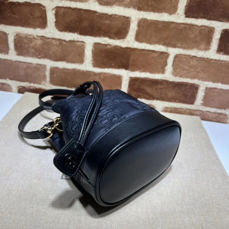 Gvc*1 bucket bags 4036b-0010