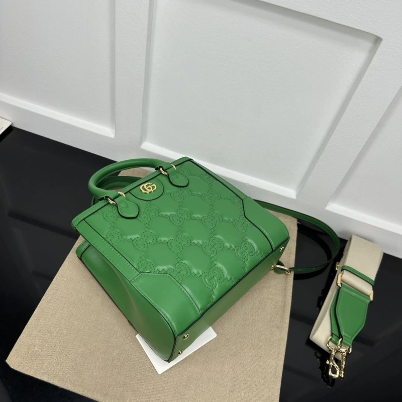Gvc*1 top handle bags 4036b-0025