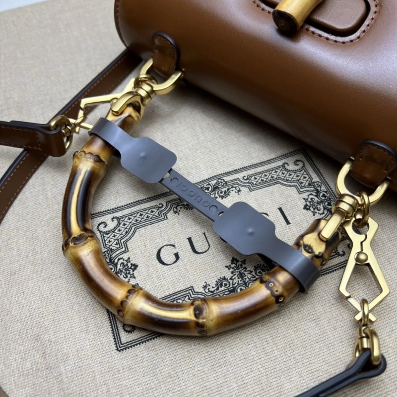 Gvc*1 top handle bags 4036b-0049