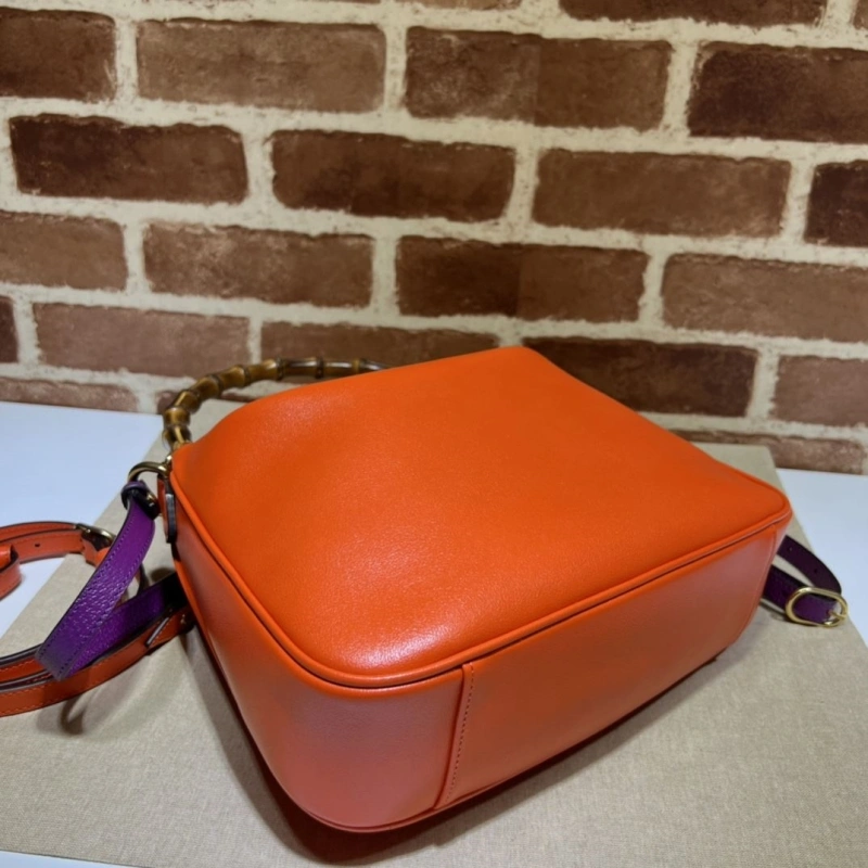 Gvc*1 top handle bags 4036b-0072