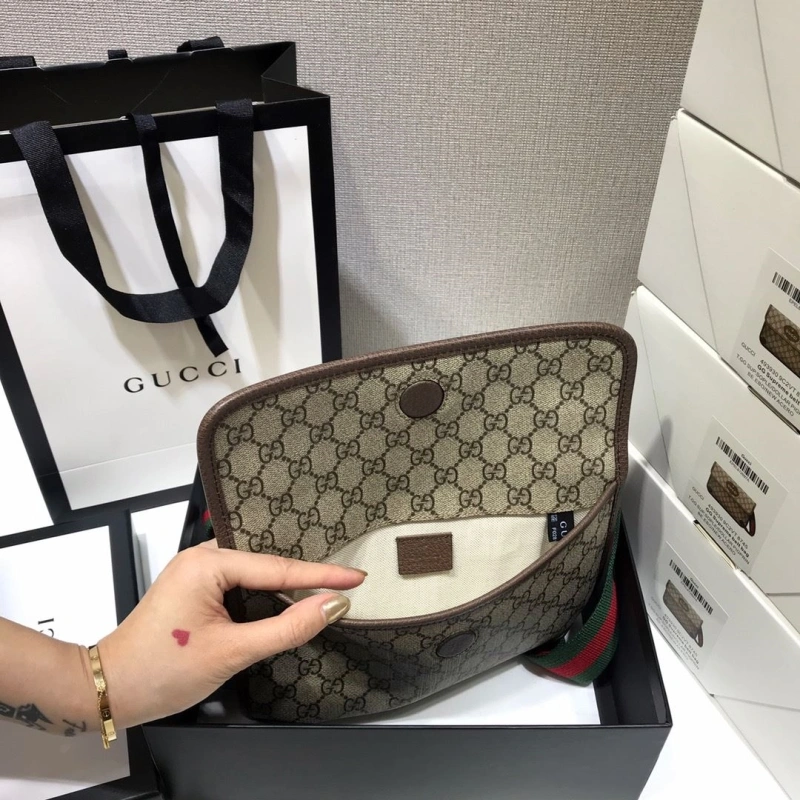 Gvc*1 clutch bags 4036b-0152