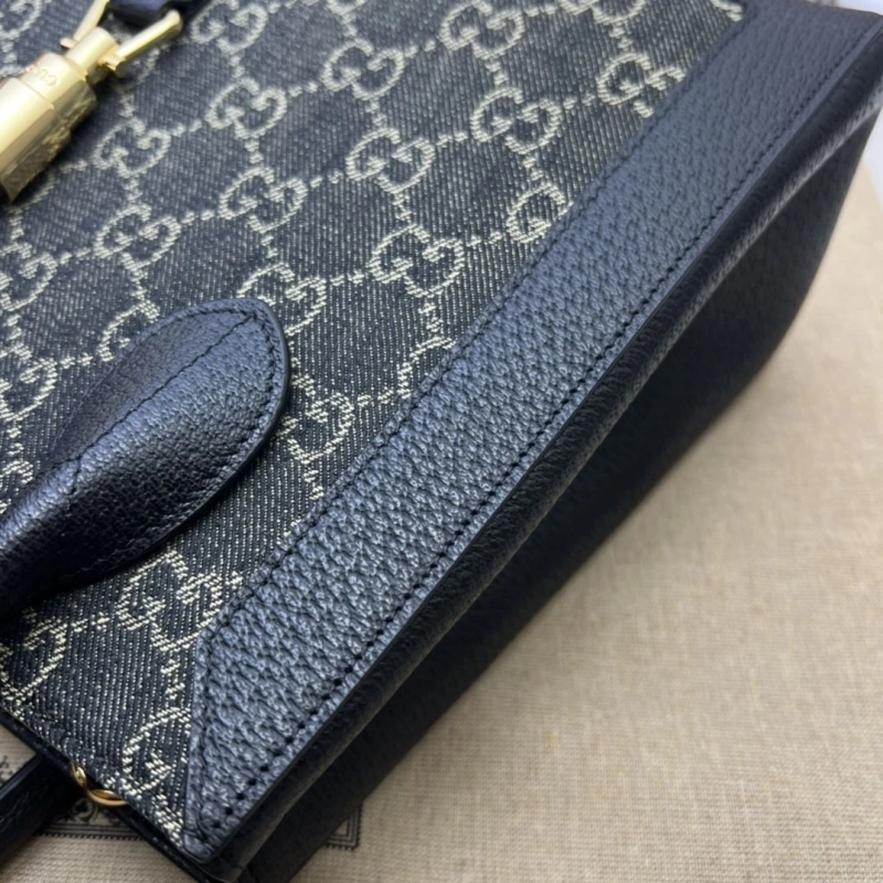 Gvc*1 top handle bags 4036b-0252