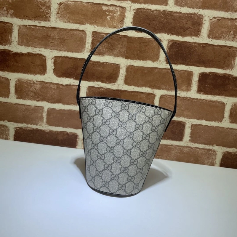 Gvc*1 bucket bags 4036b-0422