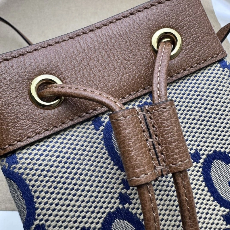 Gvc*1 bucket bags 4036b-0438