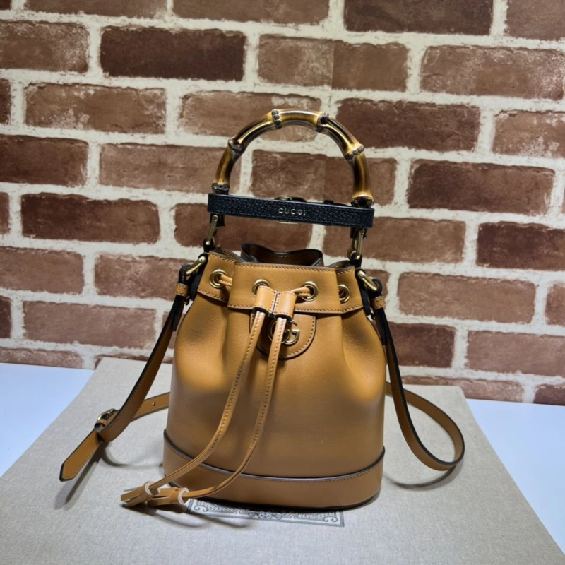 Gvc*1 bucket bags 4036b-0519