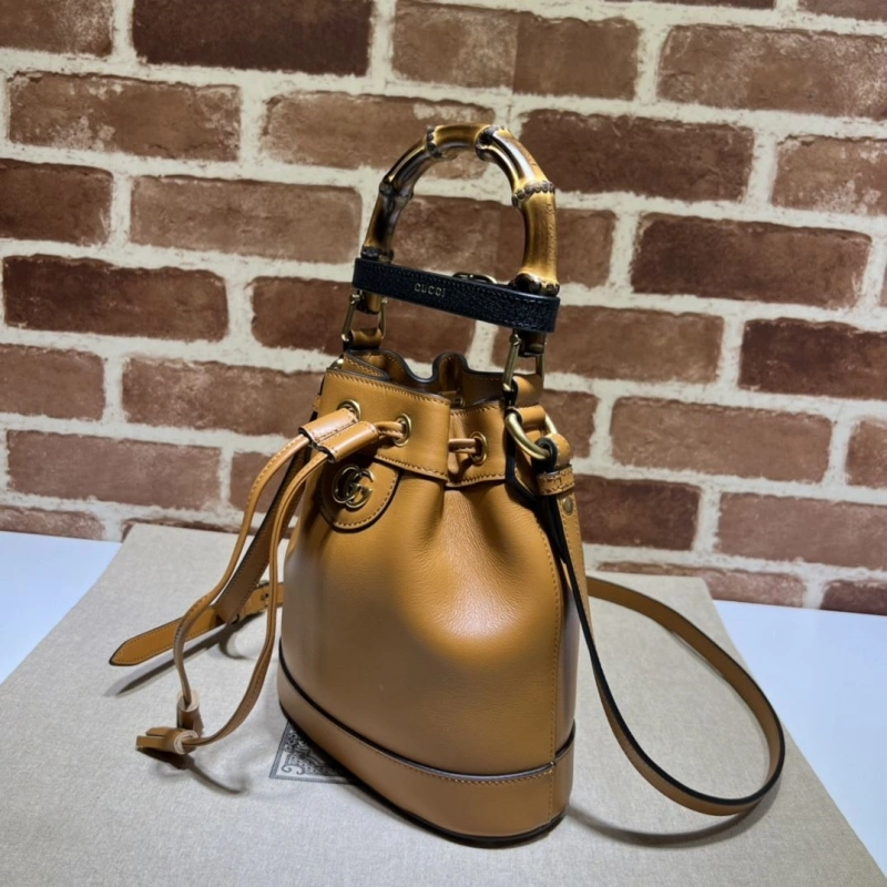 Gvc*1 bucket bags 4036b-0519