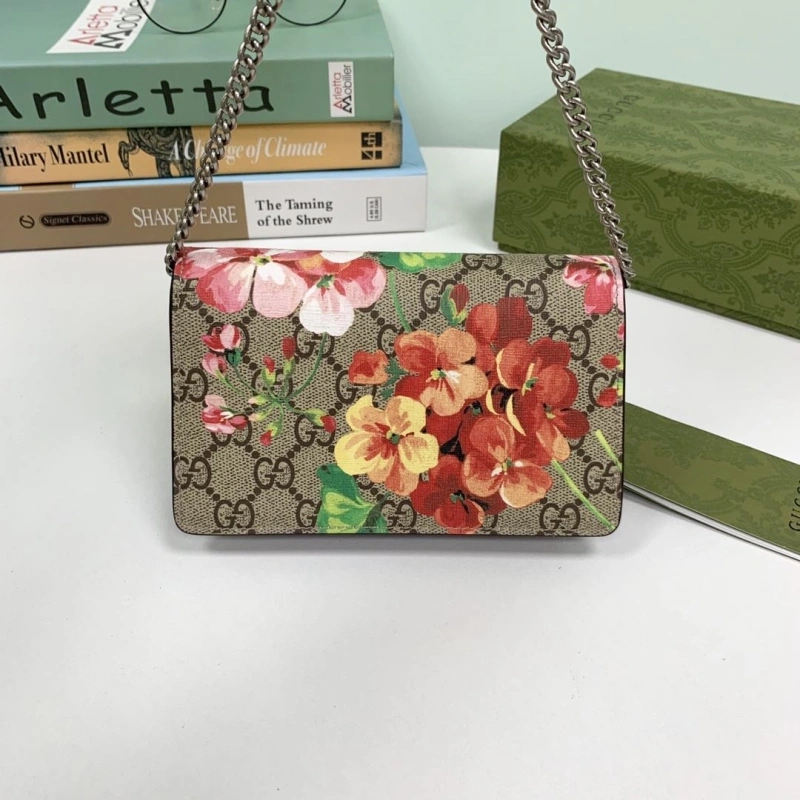 Gvc*1 satchel bags 4036b-0569