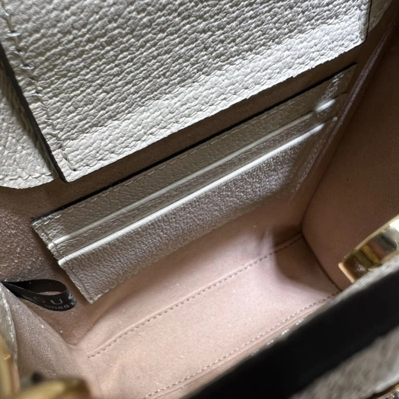 Gvc*1 top handle bags 4036b-0679