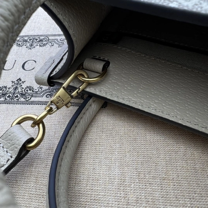 Gvc*1 top handle bags 4036b-0712