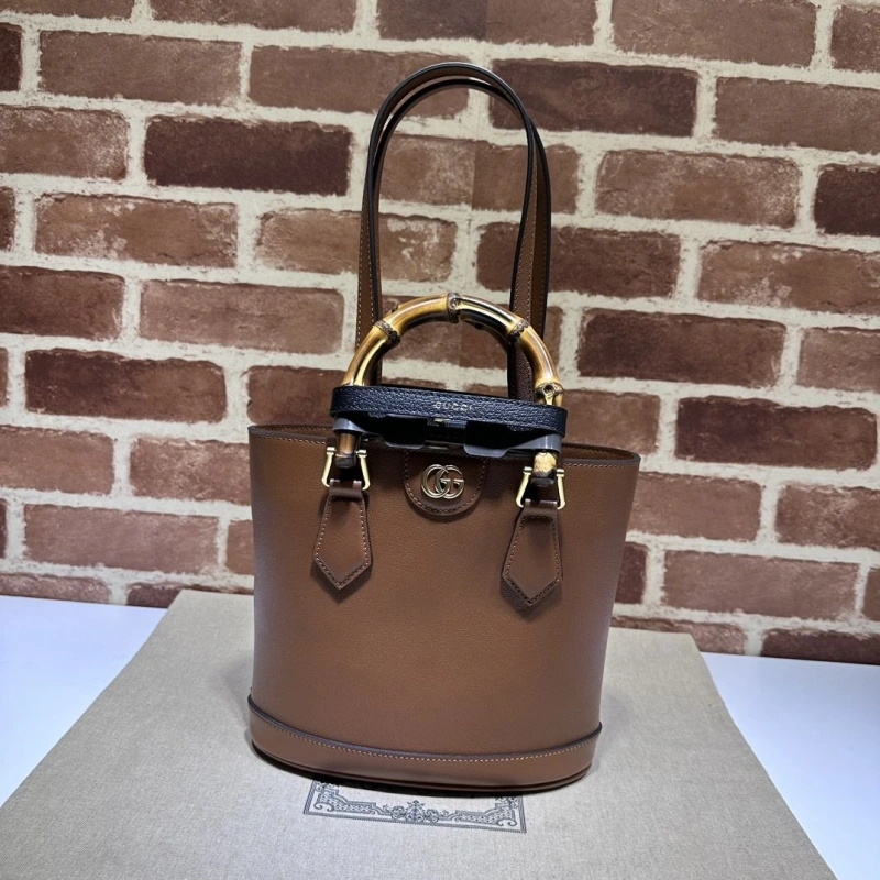 Gvc*1 bucket bags 4036b-0820