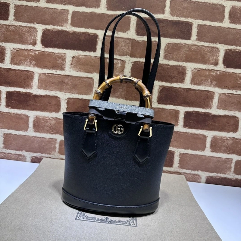 Gvc*1 bucket bags 4036b-0821