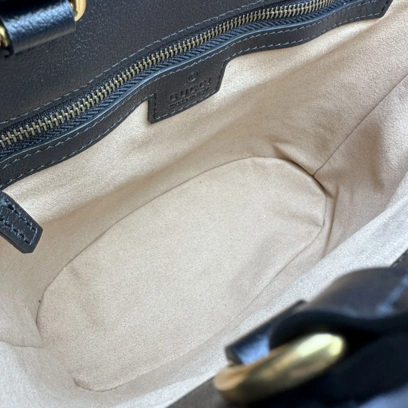 Gvc*1 bucket bags 4036b-0821