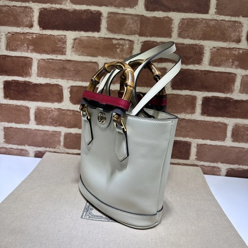 Gvc*1 bucket bags 4036b-0822