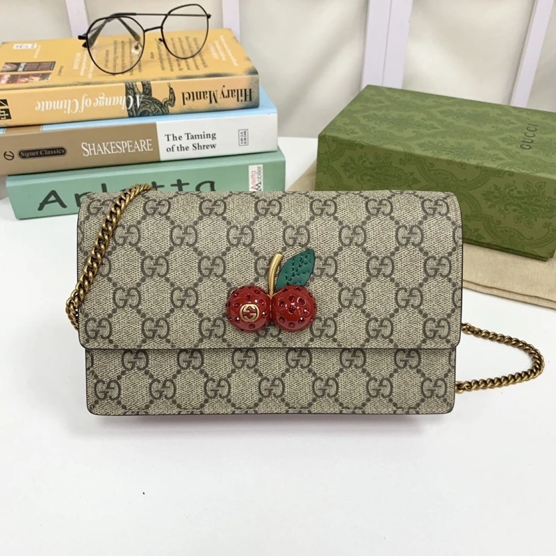 Gvc*1 satchel bags 4036b-0866