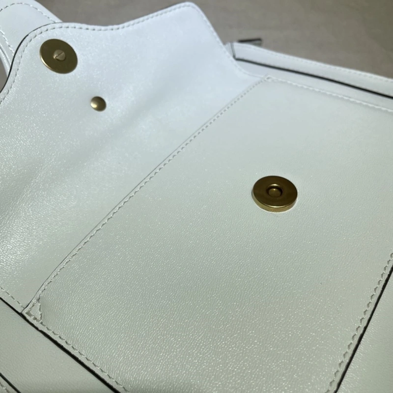 Gvc*1 satchel bags 4036b-0978
