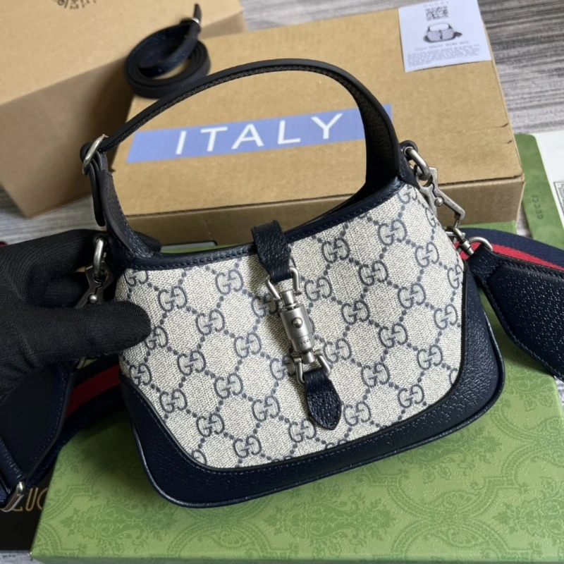 Gvc*1 top handle bags 4036c-0367