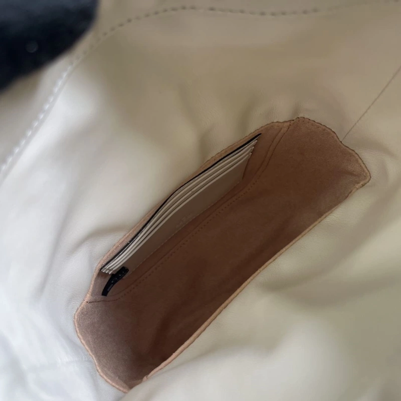 Gvc*1 bucket bags 4036c-0465