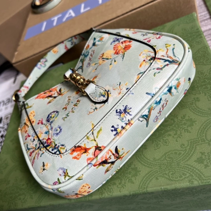 Gvc*1 top handle bags 4036c-0716