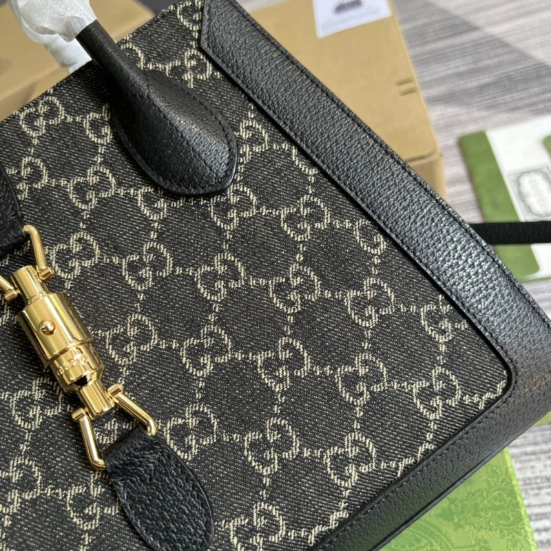 Gvc*1 top handle bags 4036c-0726