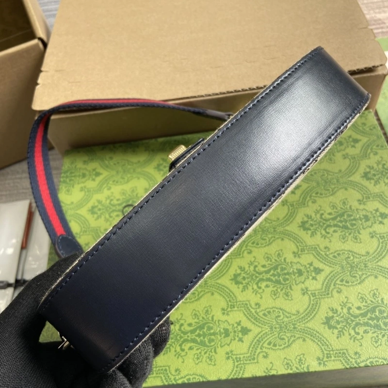 Gvc*1 top handle bags 4036c-0890