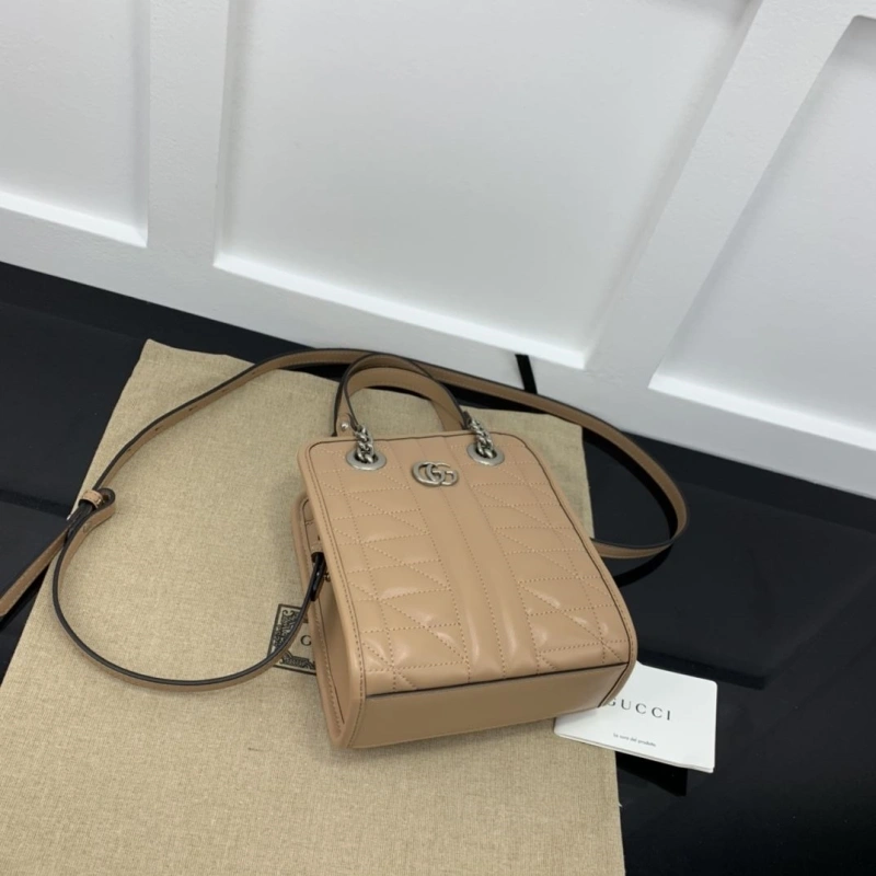 Gvc*1 top handle bags 4036c-1600