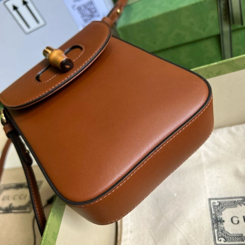 Gvc*1 top handle bags 4036c-1815