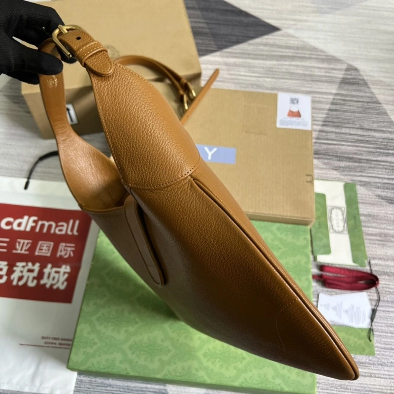 Gvc*1 top handle bags 4036c-1885