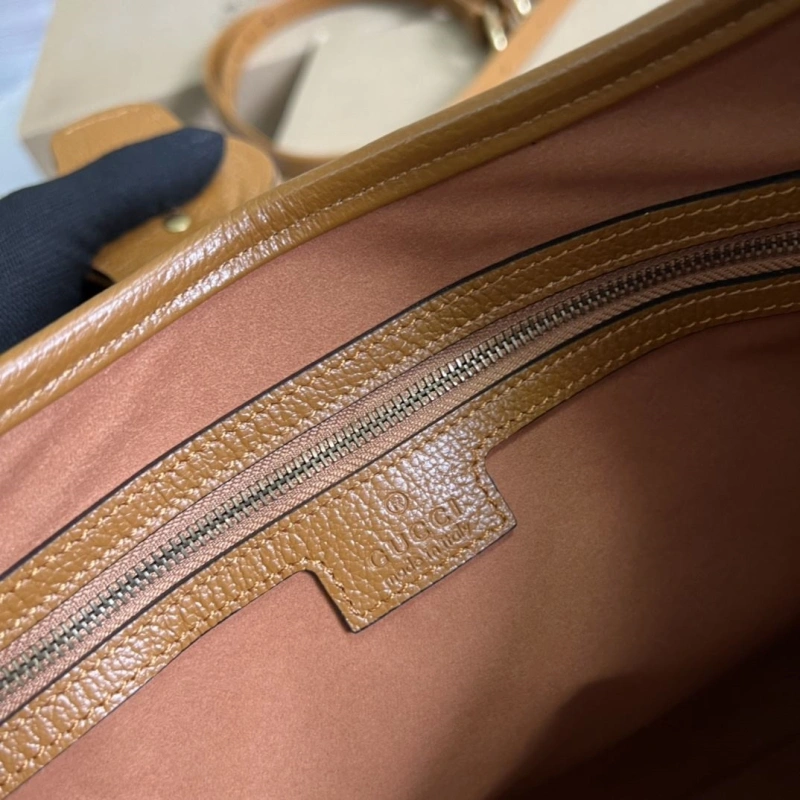Gvc*1 top handle bags 4036c-1885