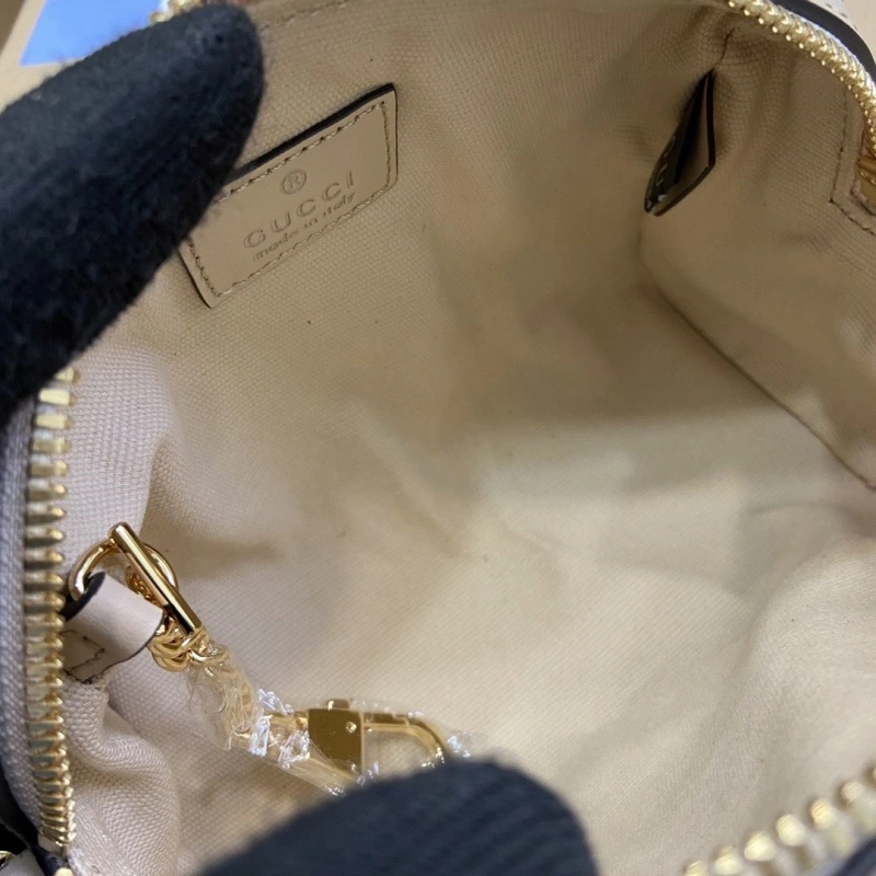Gvc*1 top handle bags 4036c-2140