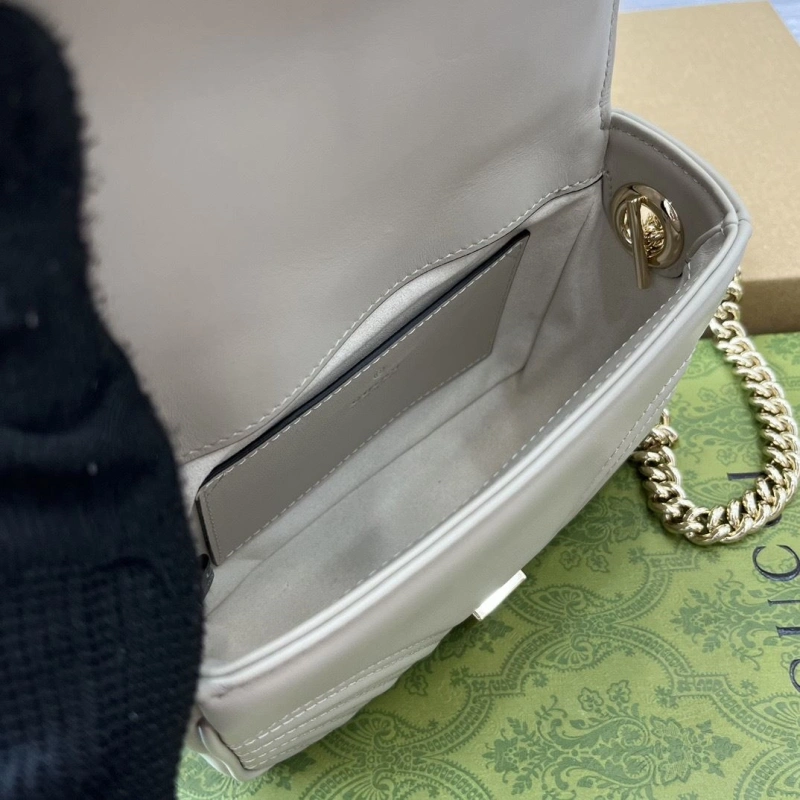 Gvc*1 top handle bags 4036c-2468