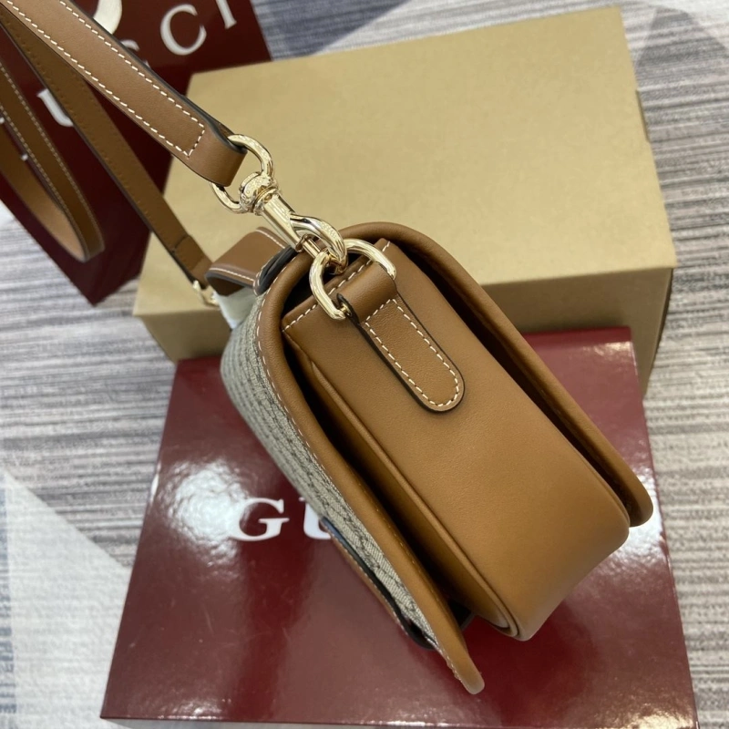 Gvc*1 top handle bags 4036c-2475