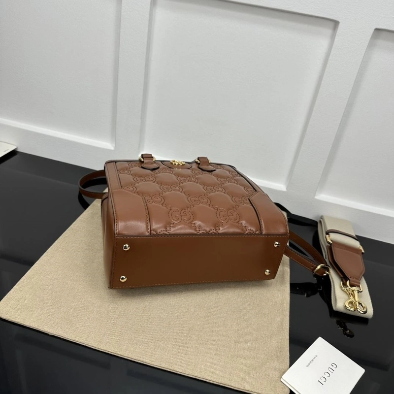 Gvc*1 top handle bags 4036c-2887