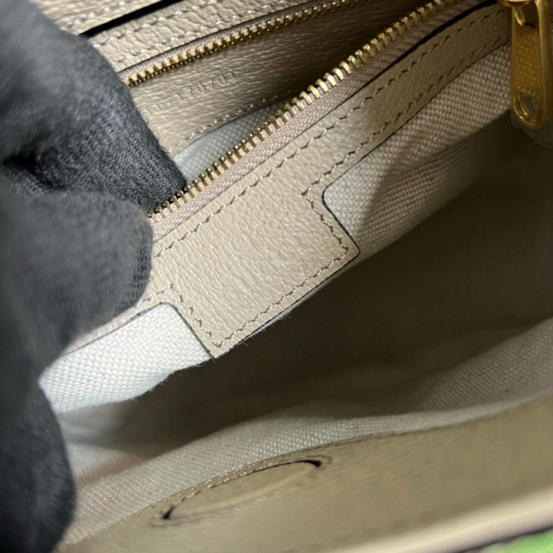 Gvc*1 top handle bags 4036c-3083