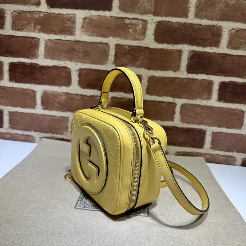 Gvc*1 top handle bags 4036c-3247