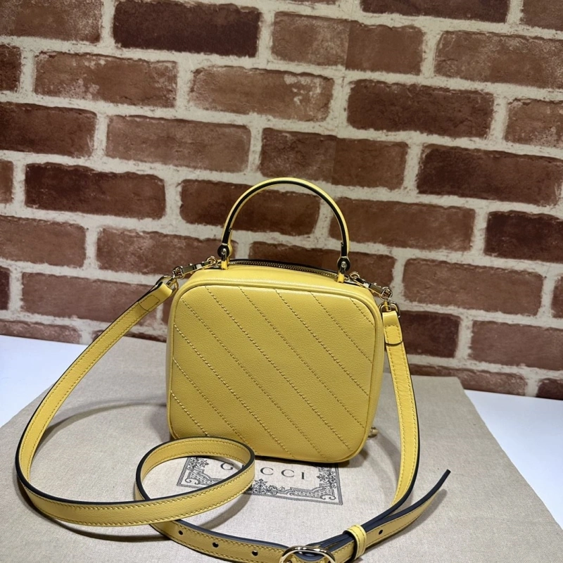 Gvc*1 top handle bags 4036c-3247
