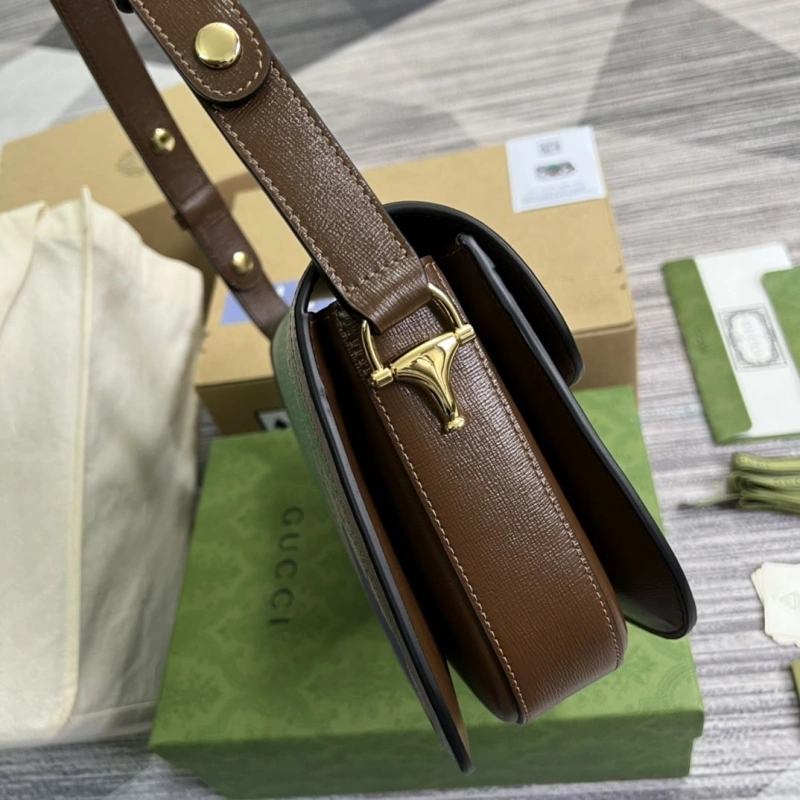 Gvc*1 top handle bags 4036c-3304