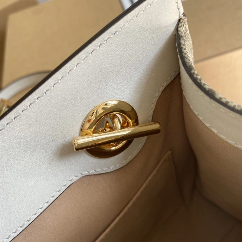 Gvc*1 top handle bags 4036c-3376