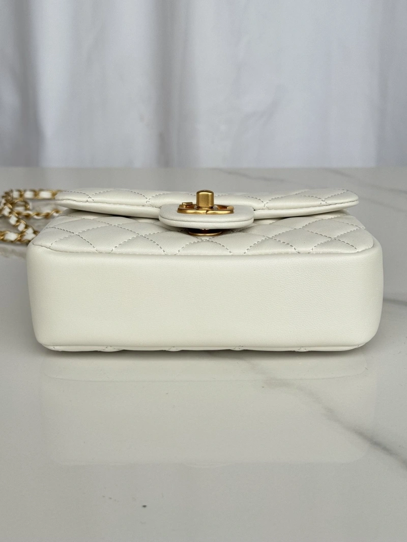 Ch**el 19 bags 4046f-0153