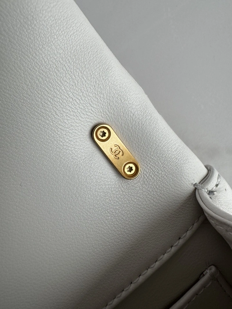 Ch**el 19 bags 4046f-0153