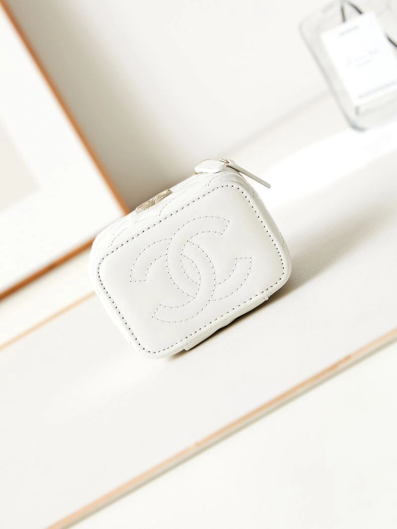 Ch**el cosmetic bags 4046g-0045
