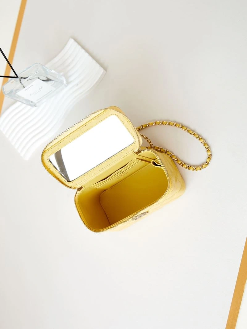 Ch**el cosmetic bags 4046g-0052