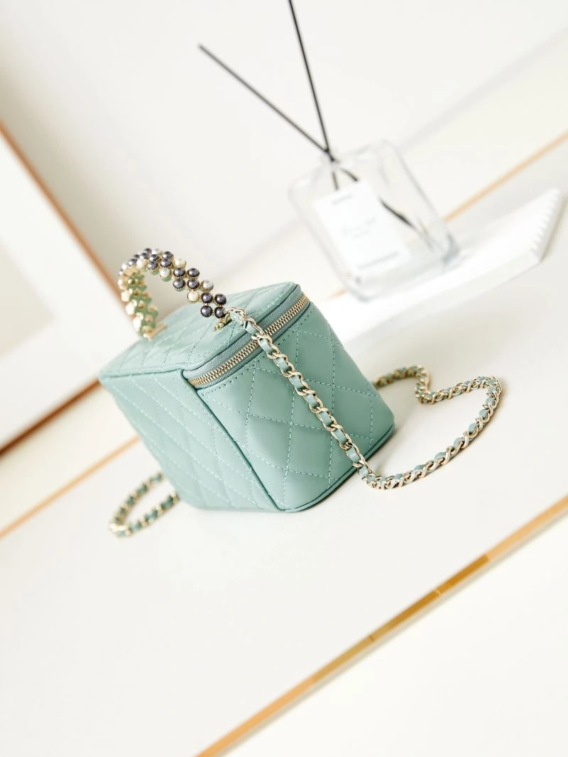 Ch**el cosmetic bags 4046g-0053