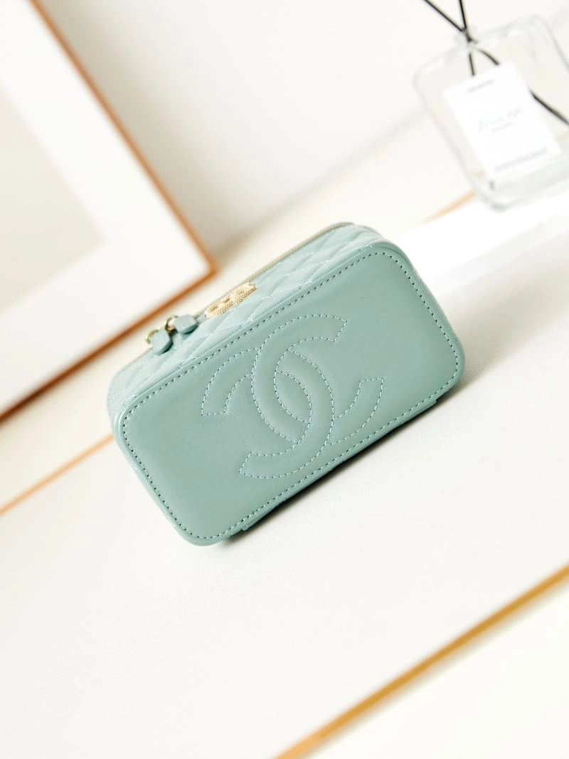 Ch**el cosmetic bags 4046g-0053