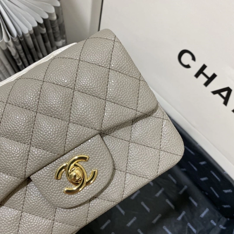 Ch**el wallets 4046h-0159