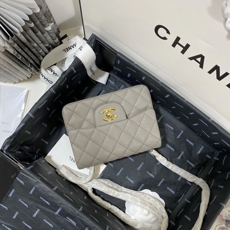 Ch**el wallets 4046h-0159