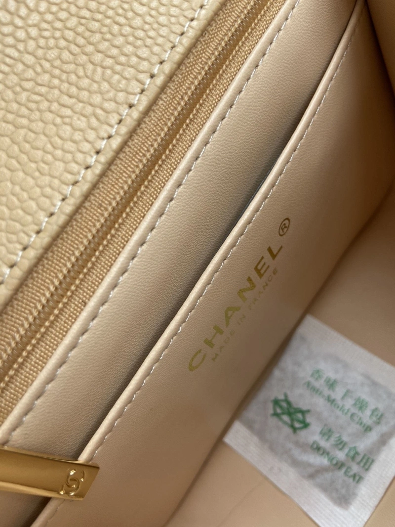 Ch**el wallets 4046h-0161