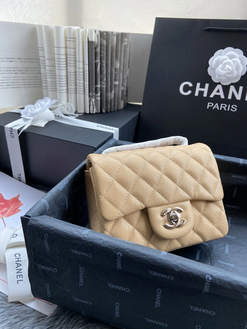 Ch**el wallets 4046h-0162